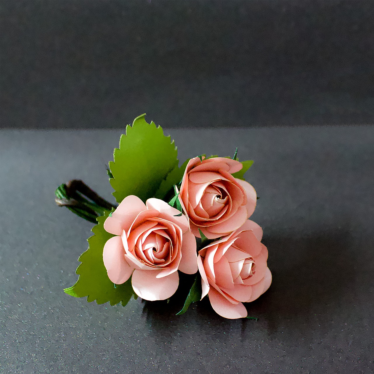 paper flowers handmade rose bouquet minimalist